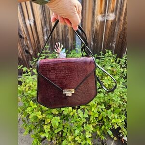 Vintage Greg Roche Handmade Croc Embossed Leather Shoulder Bag - Burgundy